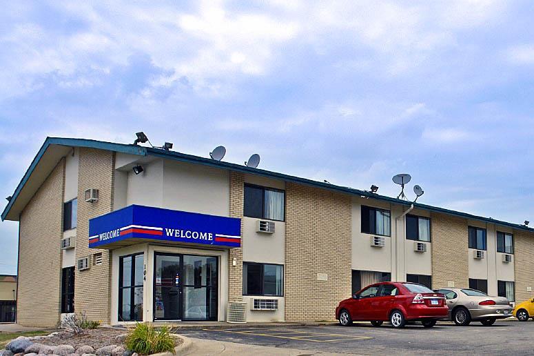 アメリカズ ベスト バリュー イン イースト ピオリア East Peoria エクステリア 写真