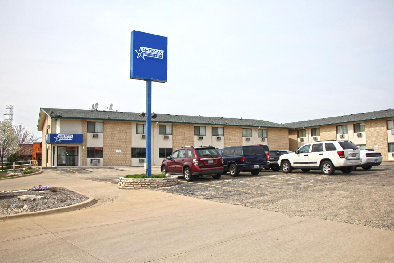 アメリカズ ベスト バリュー イン イースト ピオリア East Peoria エクステリア 写真